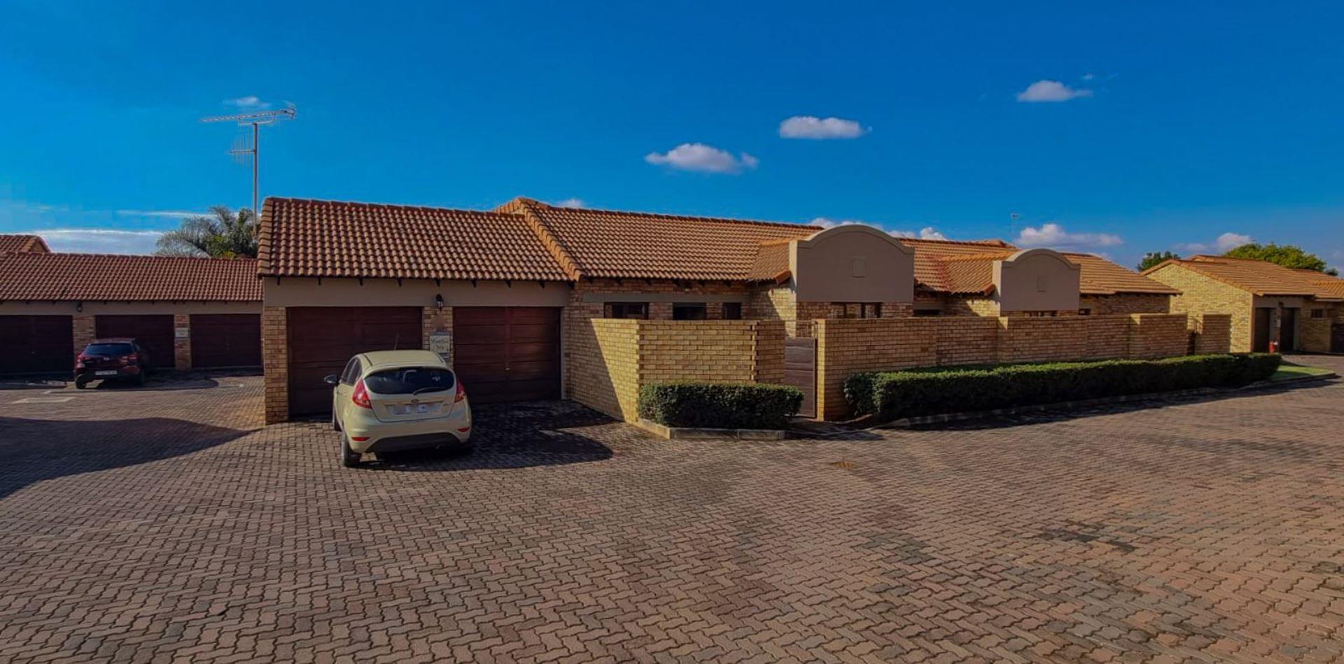 Monavoni Property Property and houses for sale in Monavoni