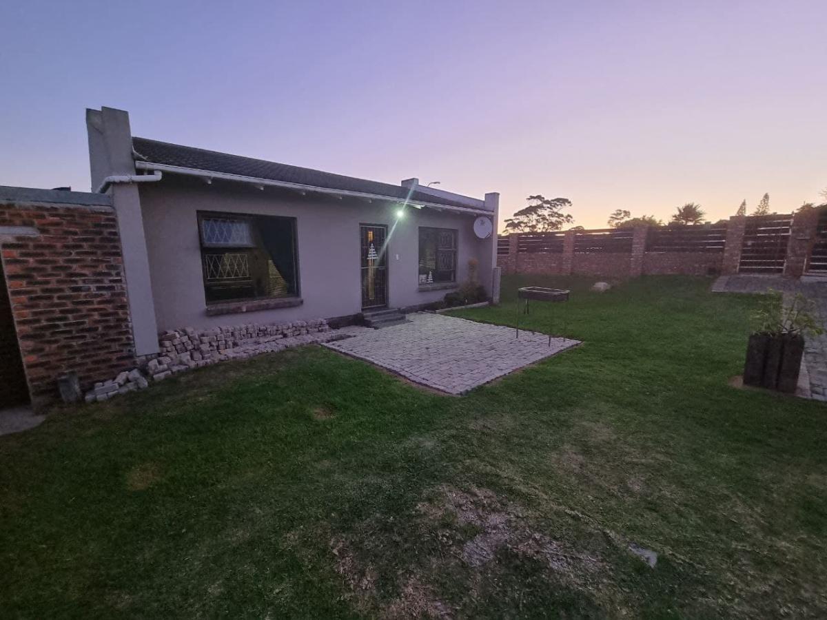 Sherwood, Port Elizabeth Property Property and houses for sale in