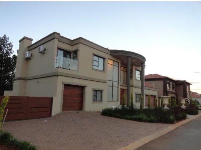 6 Bedroom House for sale in Vanderbijlpark SW 5