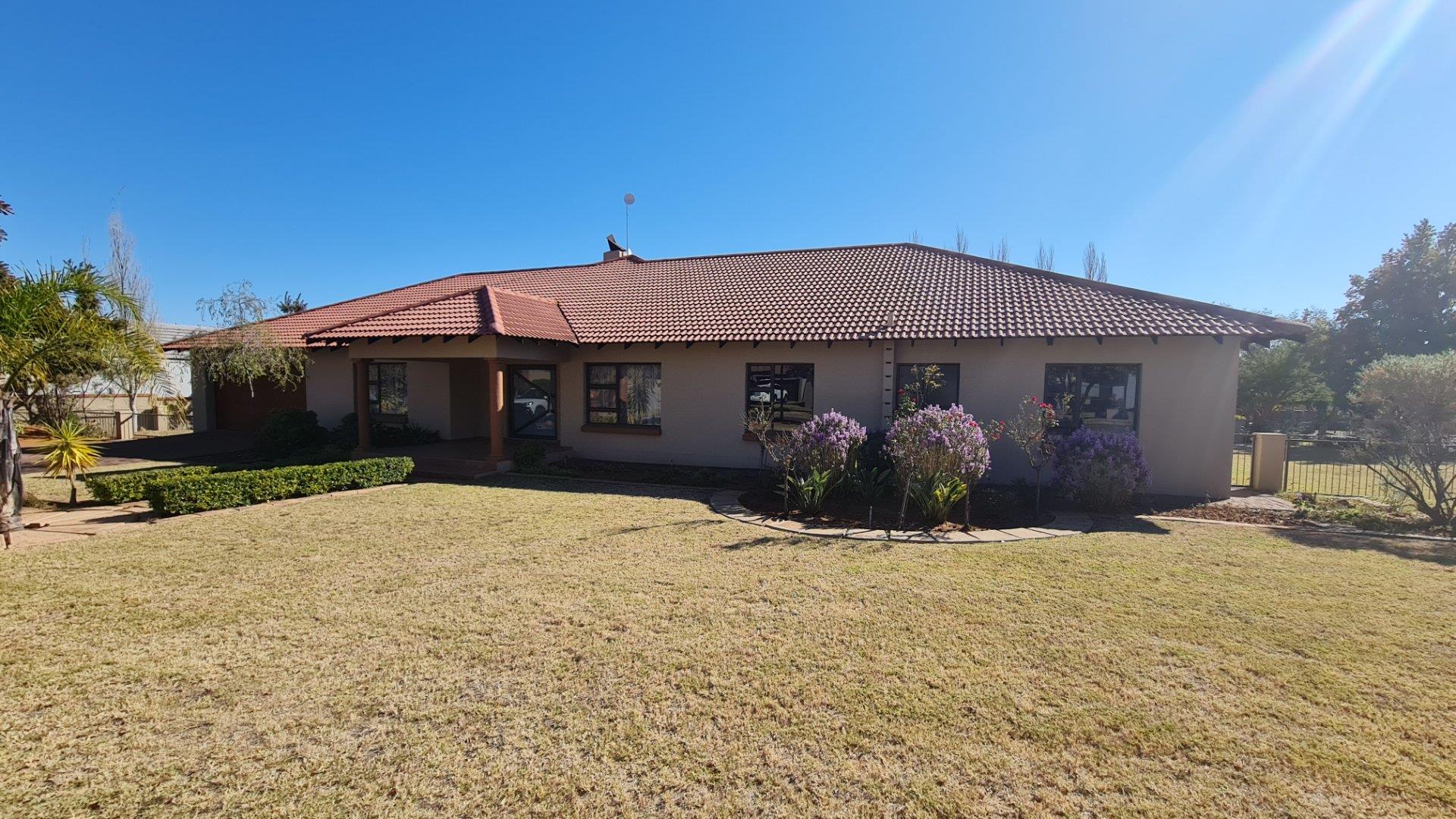 Woodland Hills Wildlife Estate Property Property and houses for sale