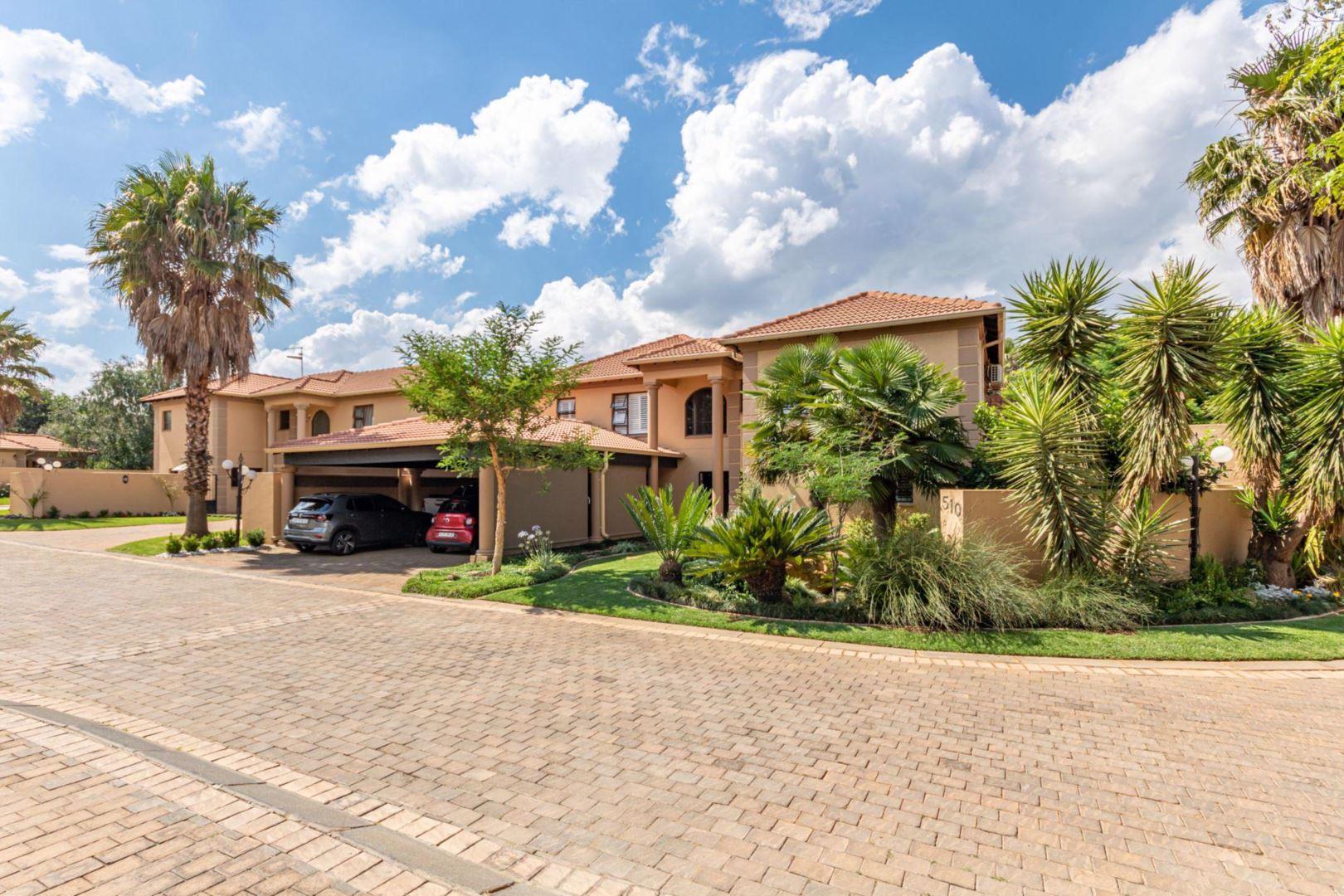 6 Bedroom House for sale in Brentwood Park P24113600181