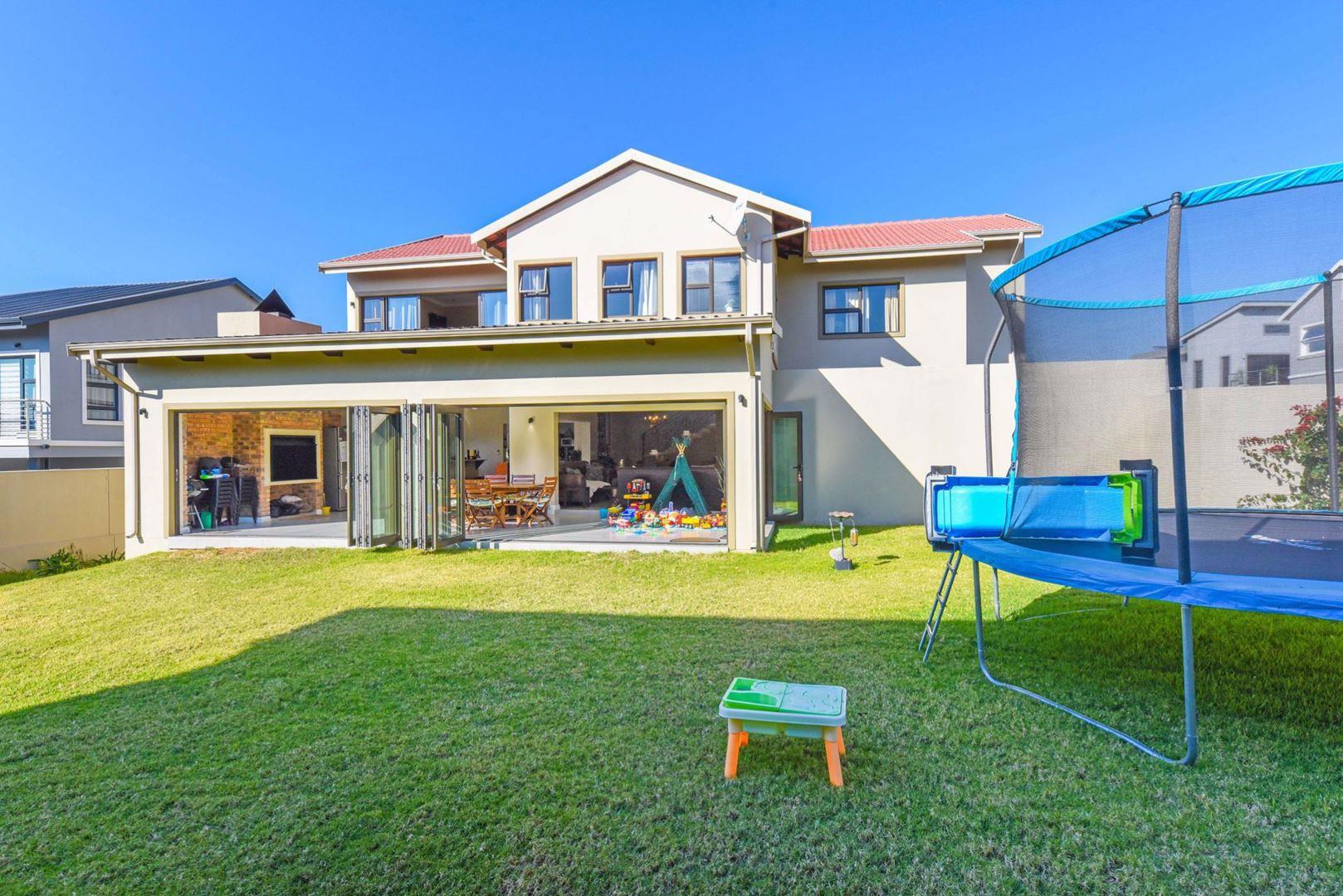 4 Bedroom House for sale in Olivedale 50 Christo Avenue P24112999666