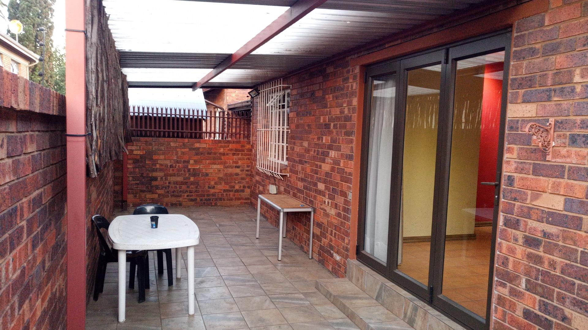 Townhouses to rent in Alberton Alberton Property