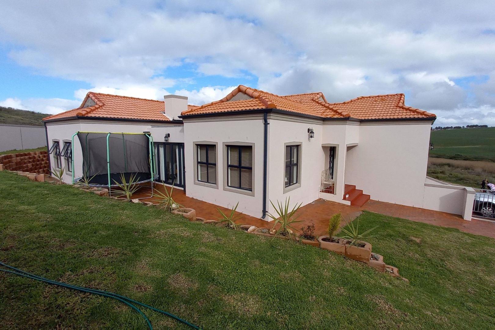 Property and houses to rent in Malmesbury Malmesbury Property