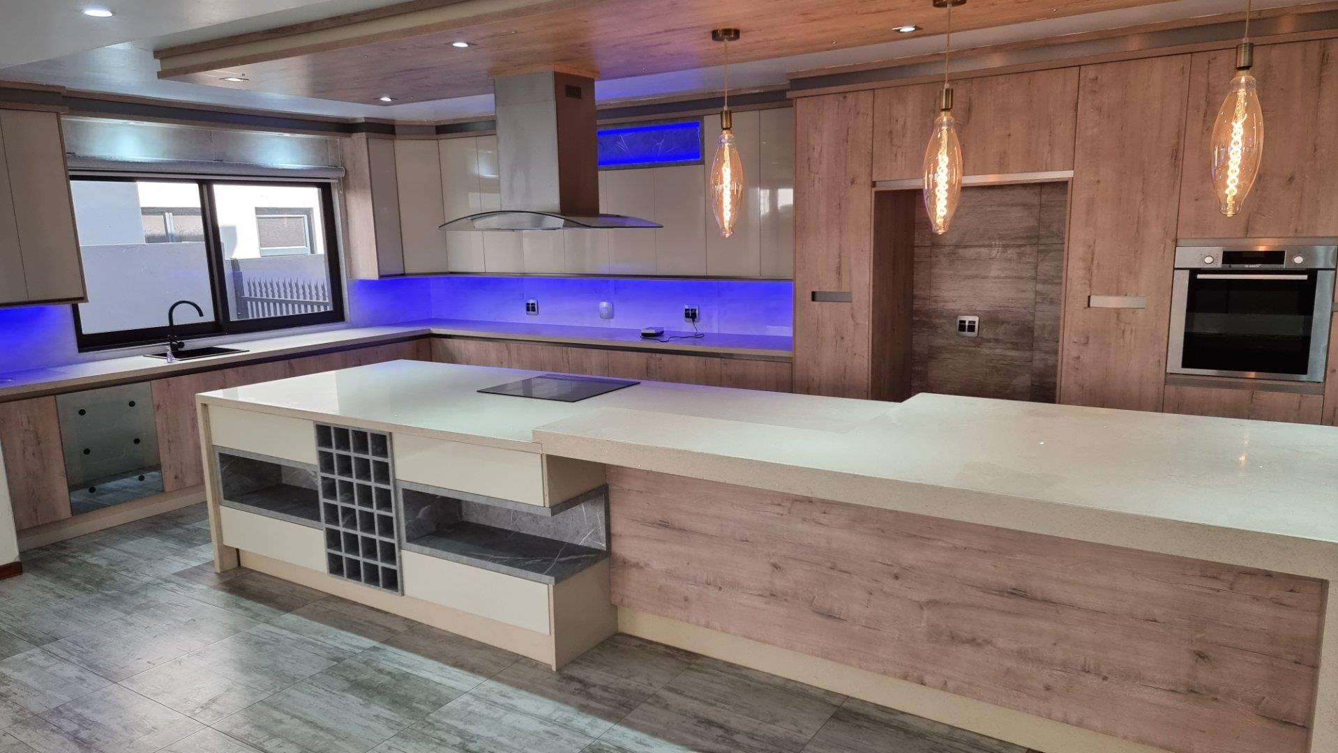 4 Bedroom House for sale in Roberts Estate P24110197436