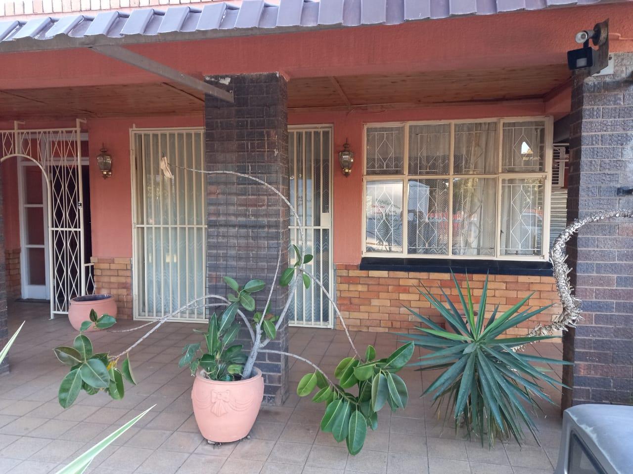 4 Bedroom House for sale in Herlear P24110199291