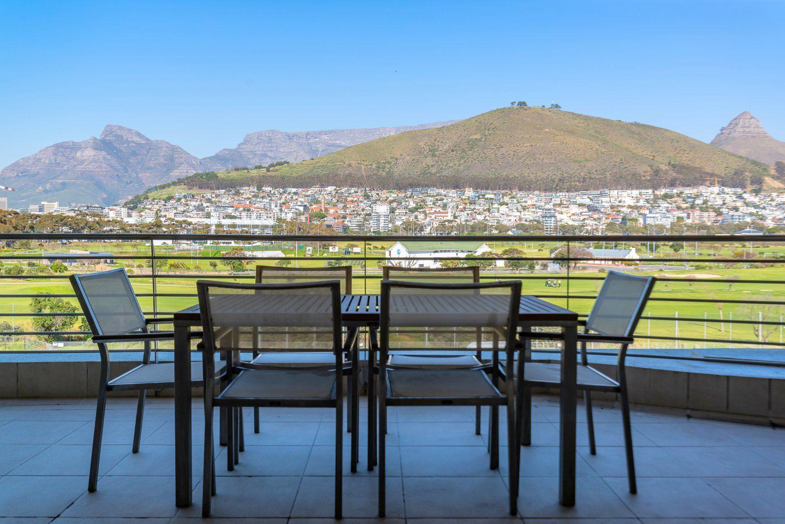 Mouille Point Property Apartments / flats for sale in Mouille Point