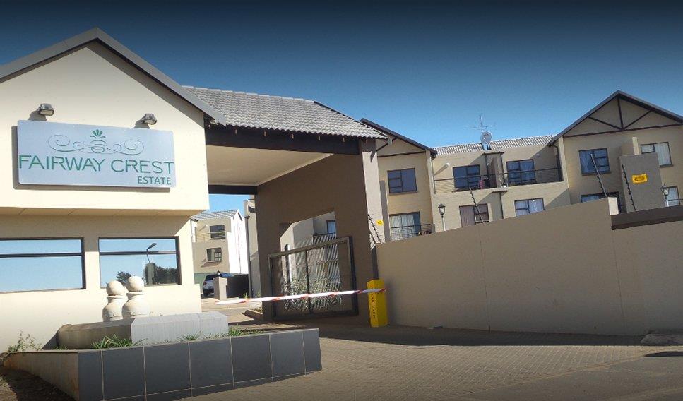 2 Bedroom Apartment / flat to rent in Ruimsig 84 Fairway Crest, 568