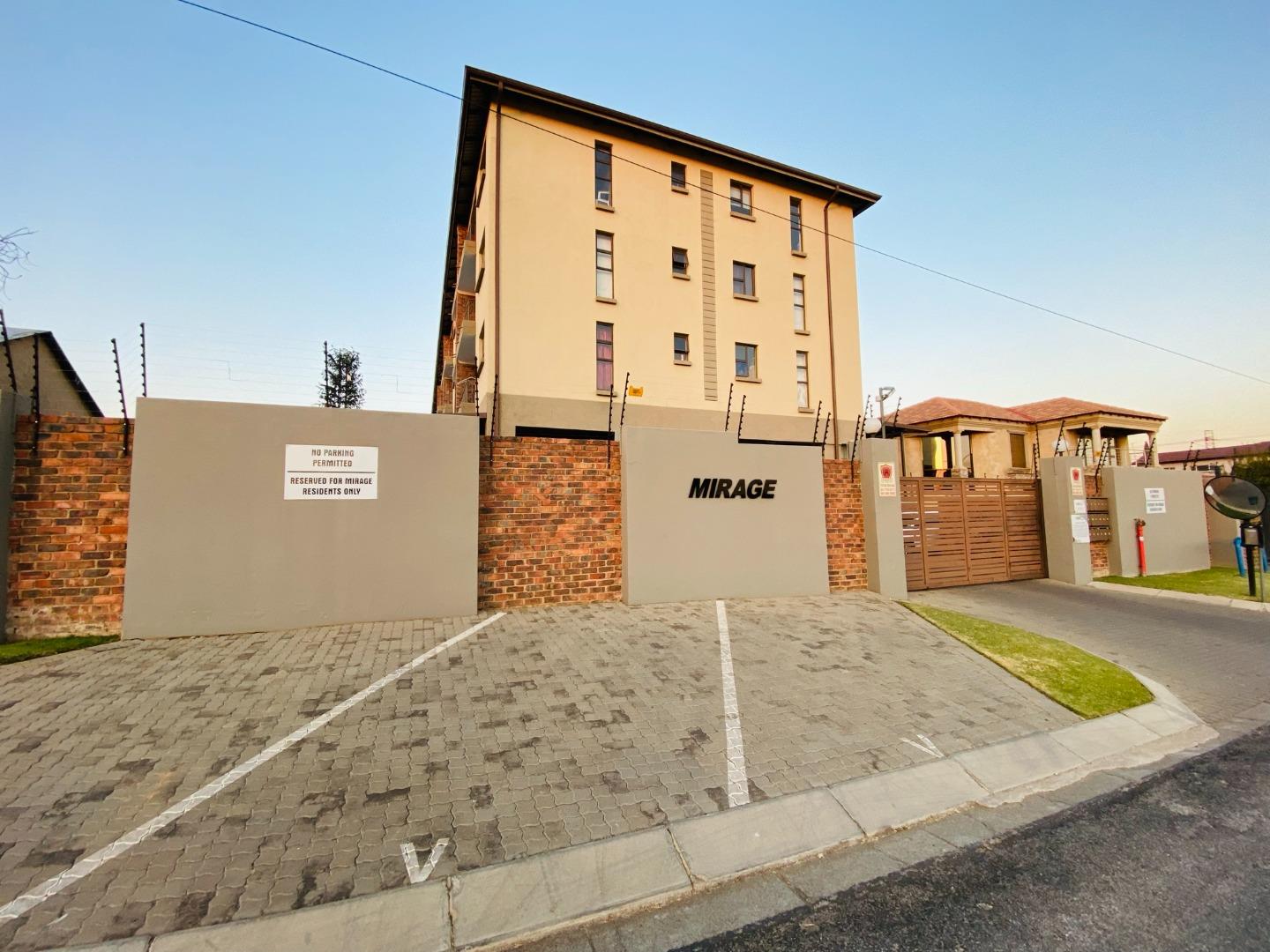 2 Bedroom Apartment / flat for sale in Wychwood 1 Mirage, 3 Japonica