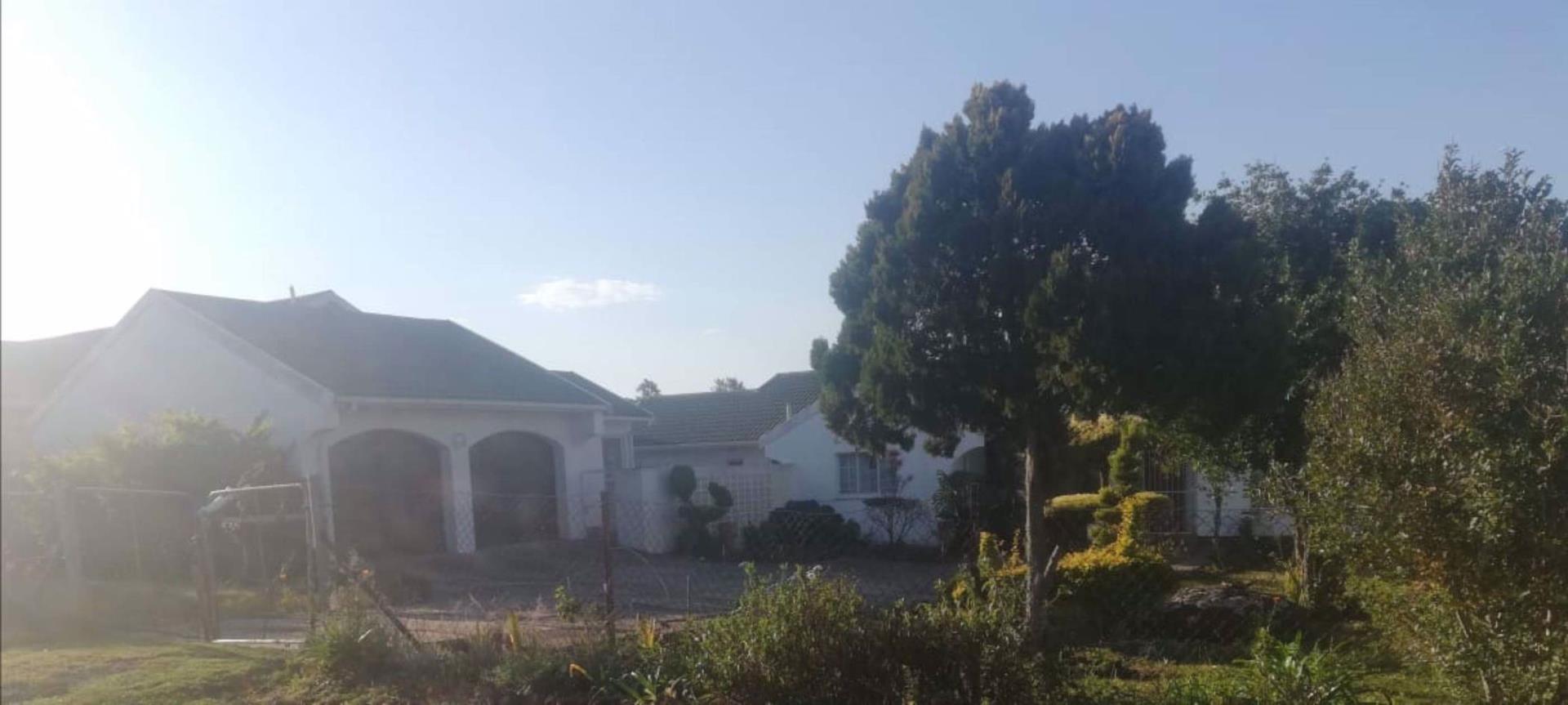 3 Bedroom House for sale in Southridge Park P24110039161