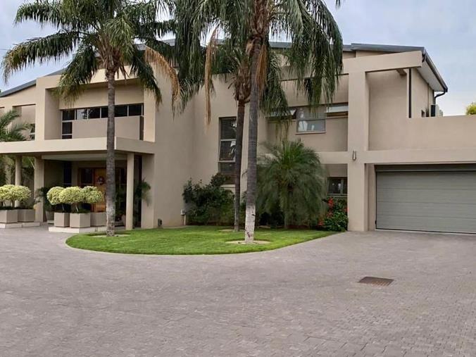 5 Bedroom House for sale in Phakalane