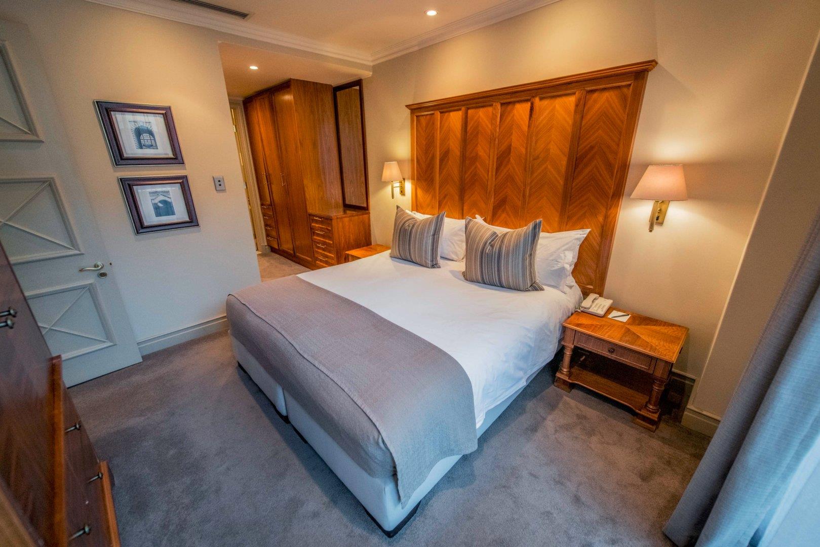 3 Bedroom Apartment / flat to rent in Sandton Central The