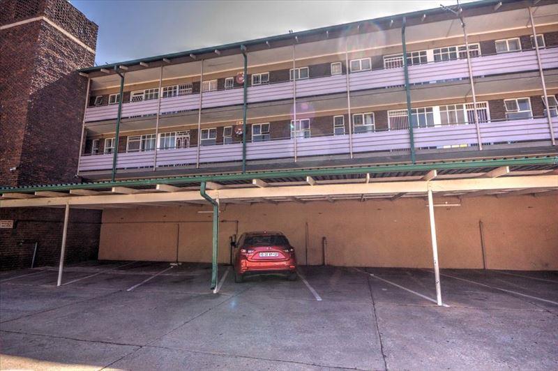 2 Bedroom Apartment / flat for sale in Rhodesfield 203 Rhodesfield