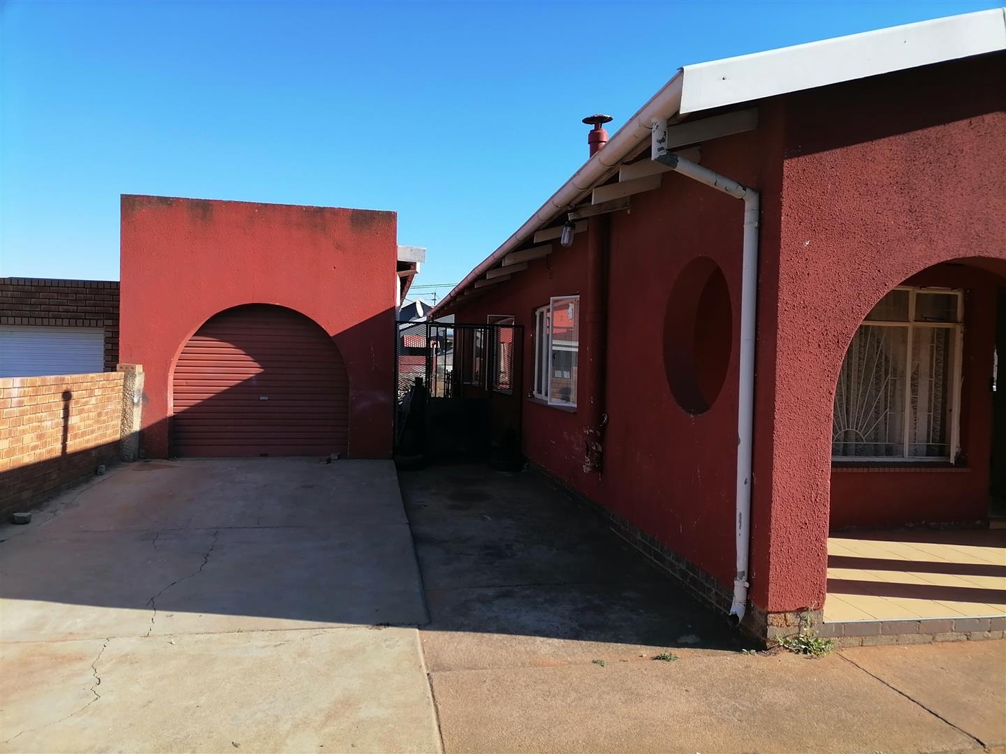 Riverlea, Johannesburg Property Property and houses for sale in