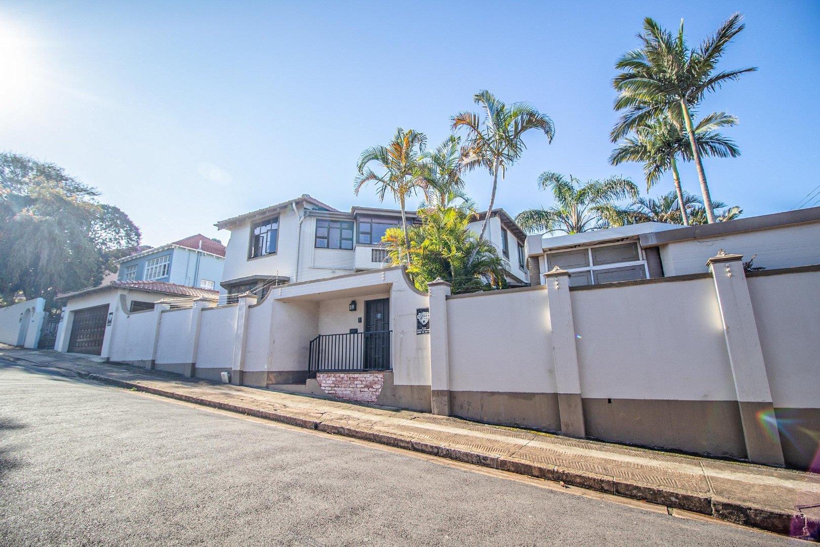 3 Bedroom House for sale in Musgrave P24110414970