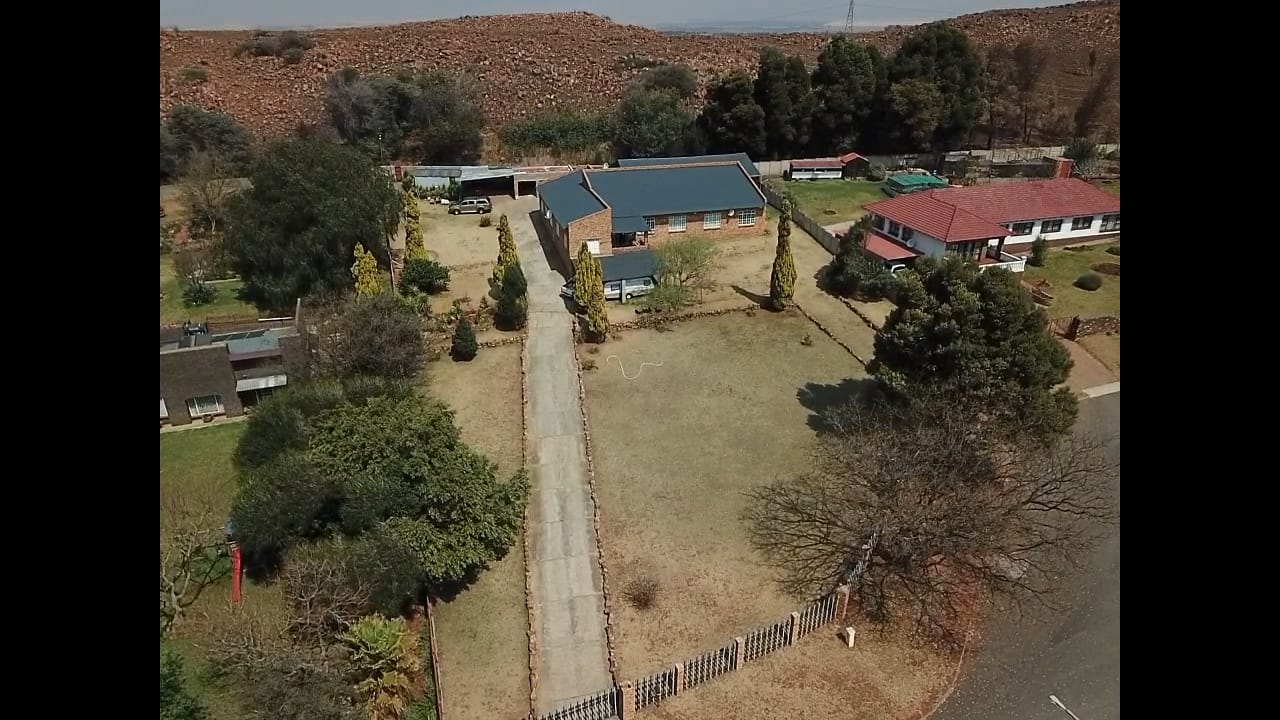 8 Bedroom House for sale in Glen Harvie P24110447216