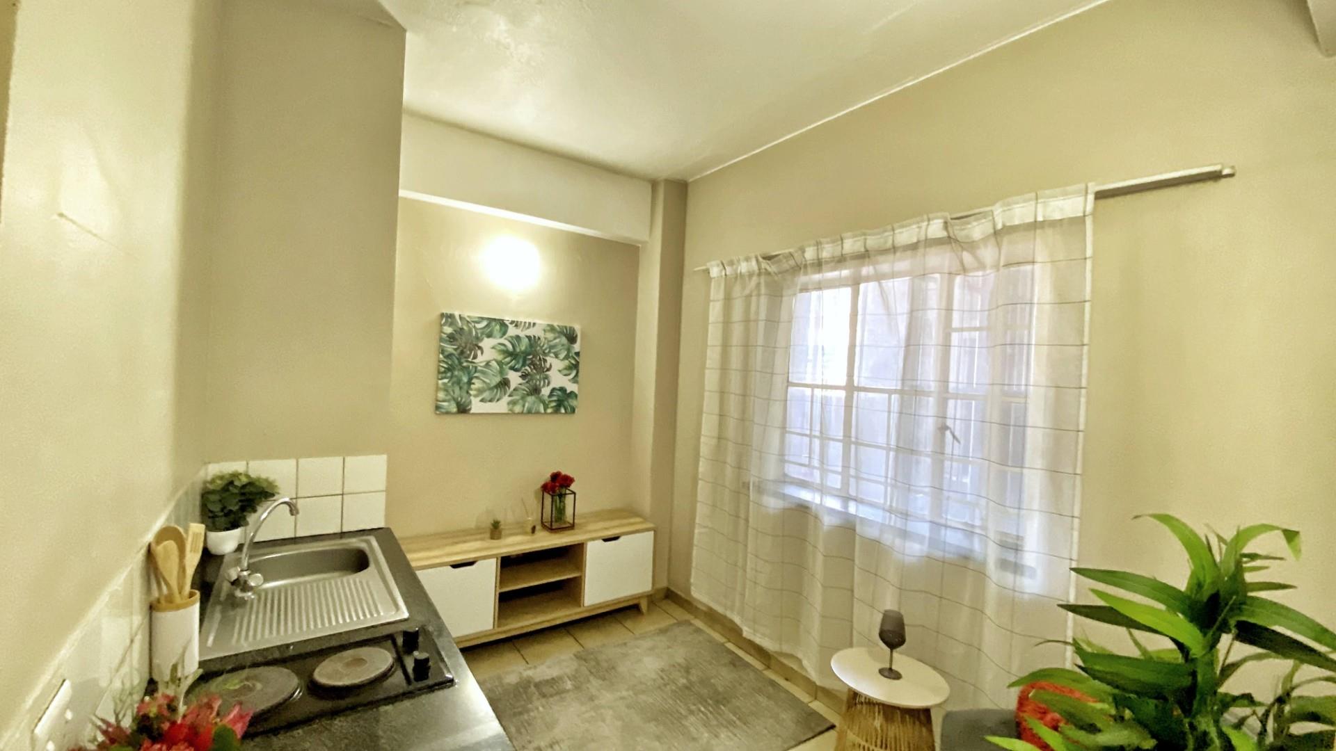 Booysens, Johannesburg Property Apartments / flats to rent in