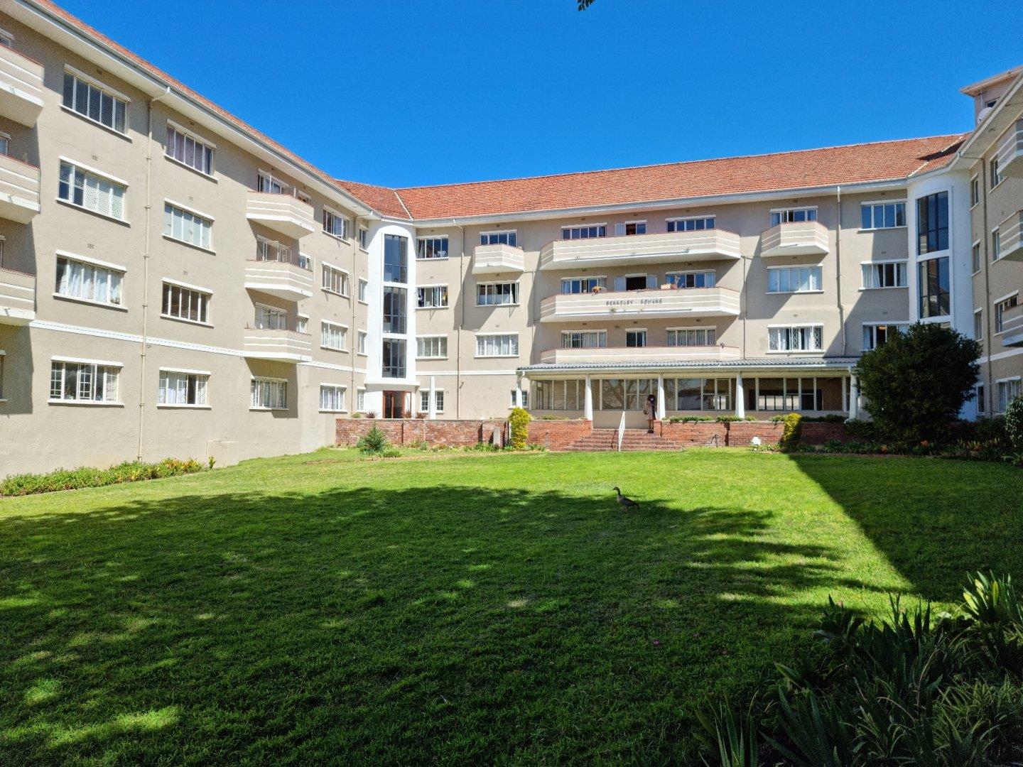 Rondebosch Property Apartments / flats for sale in Rondebosch