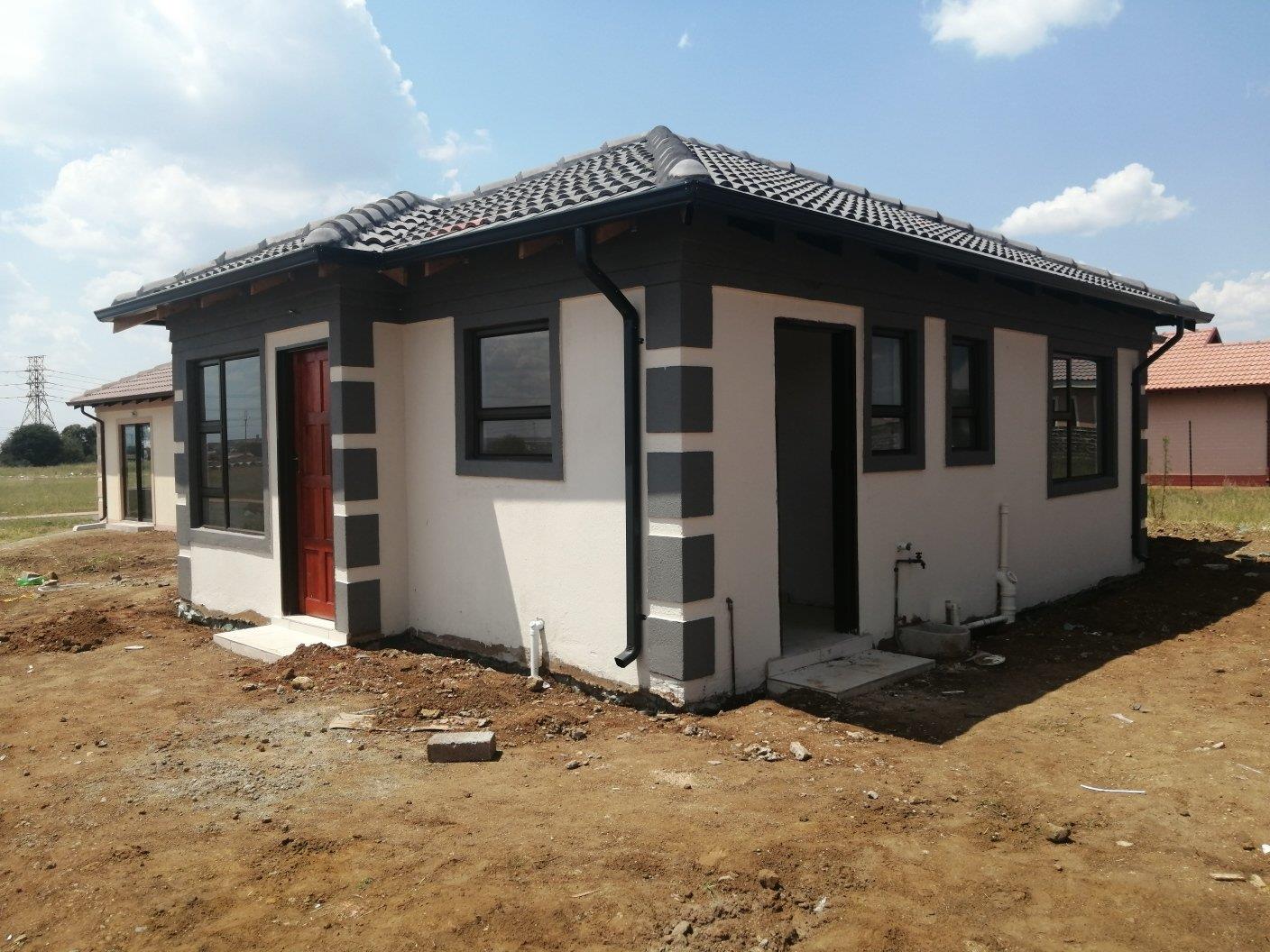 3 Bedroom House for sale in Riversdale P24113559432