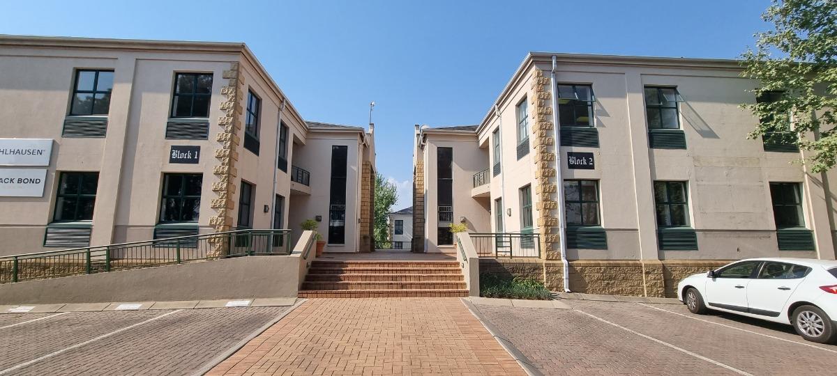 Commercial property for sale in Fourways 2191 Cedar Road P24113066974