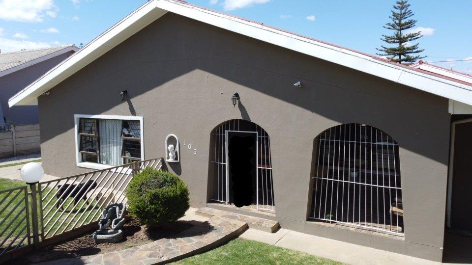 Property and houses for sale in Robertson Robertson Property