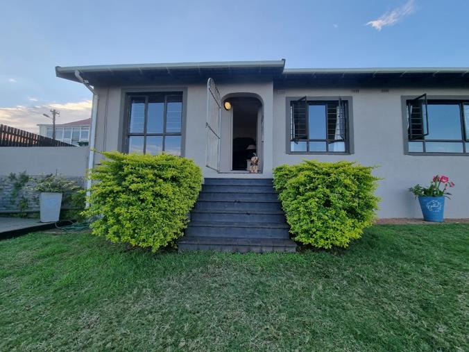3 Bedroom House to Rent in Doonside