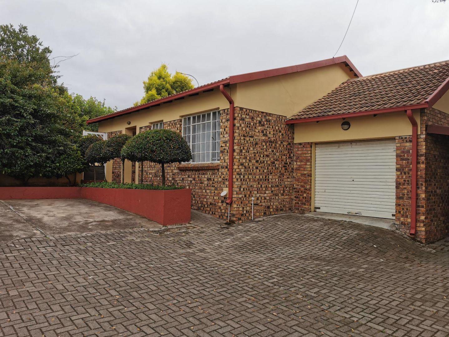 Townhouses for sale in Newcastle Newcastle Property