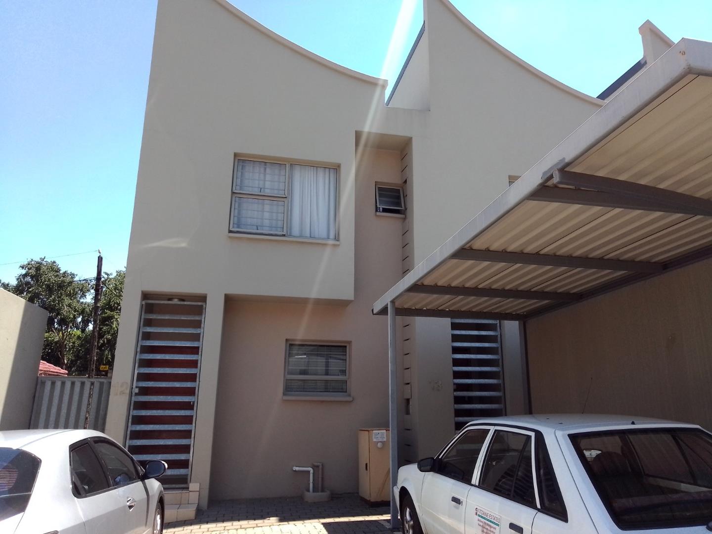 2 Bedroom Townhouse for sale in Arcadia P24110691120