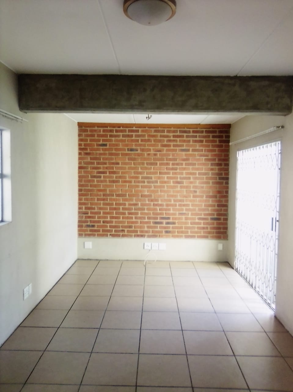 1 Bedroom Apartment / flat to rent in Houghton Estate P24114107343