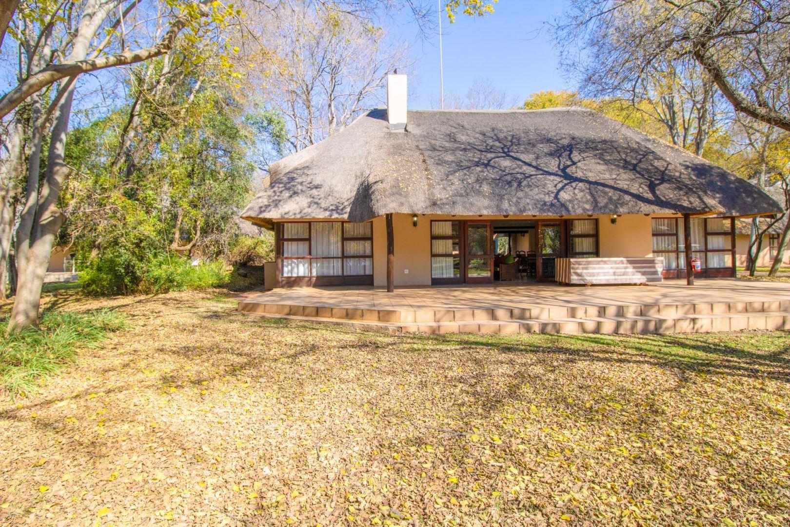 7 Bedroom House for sale in Lakeland Estate P24113953831