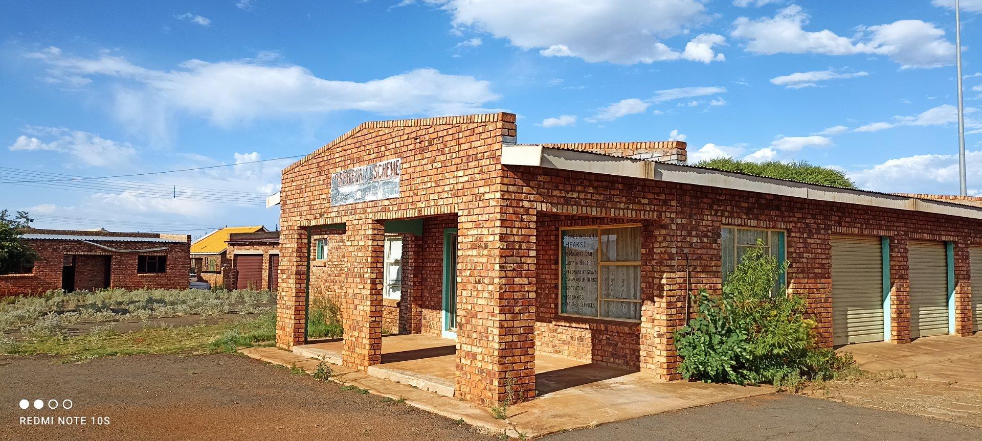 Property and houses for sale in Warrenton Warrenton Property