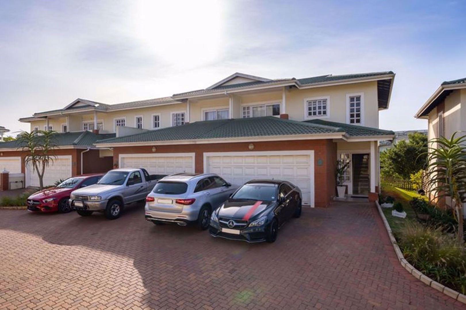 3 Bedroom Townhouse for sale in Mount P24110762163