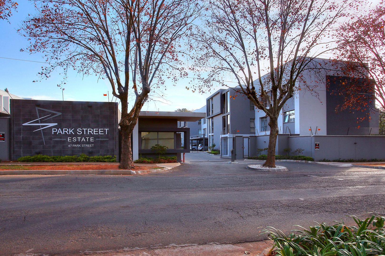 Oaklands, Johannesburg Property Apartments / flats to rent in