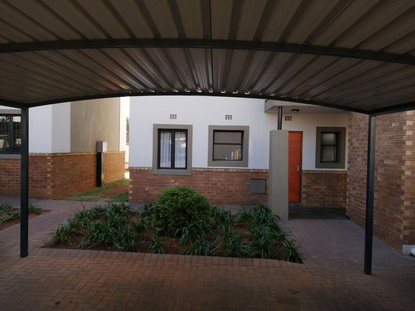 2 Bedroom Apartment / flat to rent in Montana P24113830689