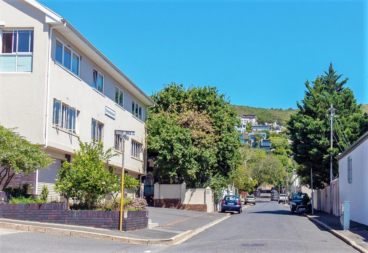 2 Bedroom Apartment / flat to rent in Tamboerskloof 15 Gilmour Hill