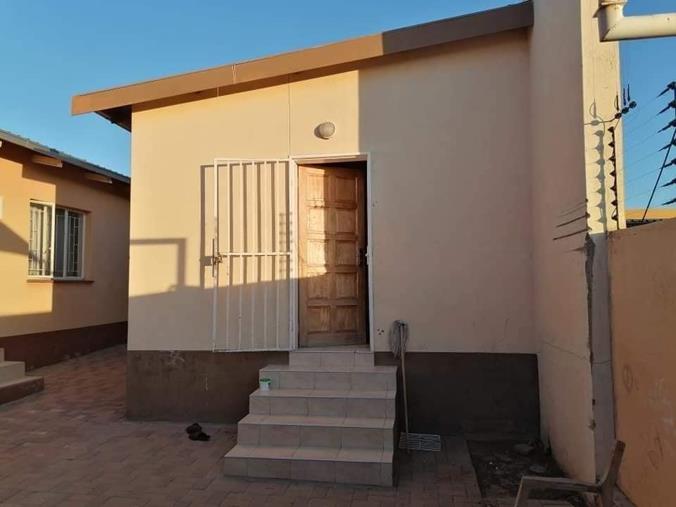 2 Bedroom Apartment / Flat to Rent in Khomasdal