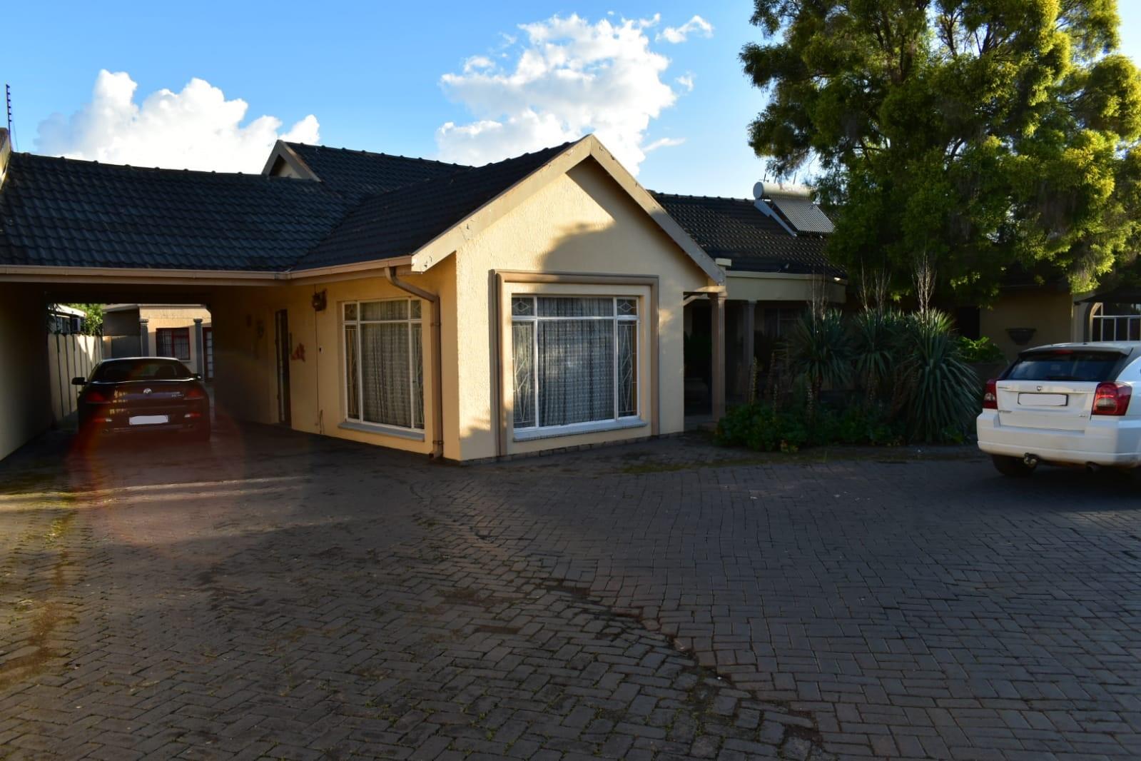 Commercial property for sale in Baillie Park 18 Holtzhausen Road