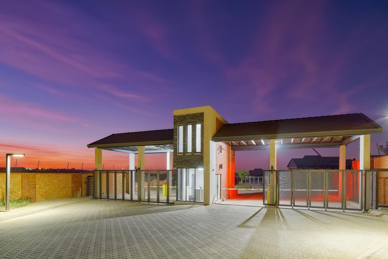 North Riding Ah Property Property and houses to rent in North Riding