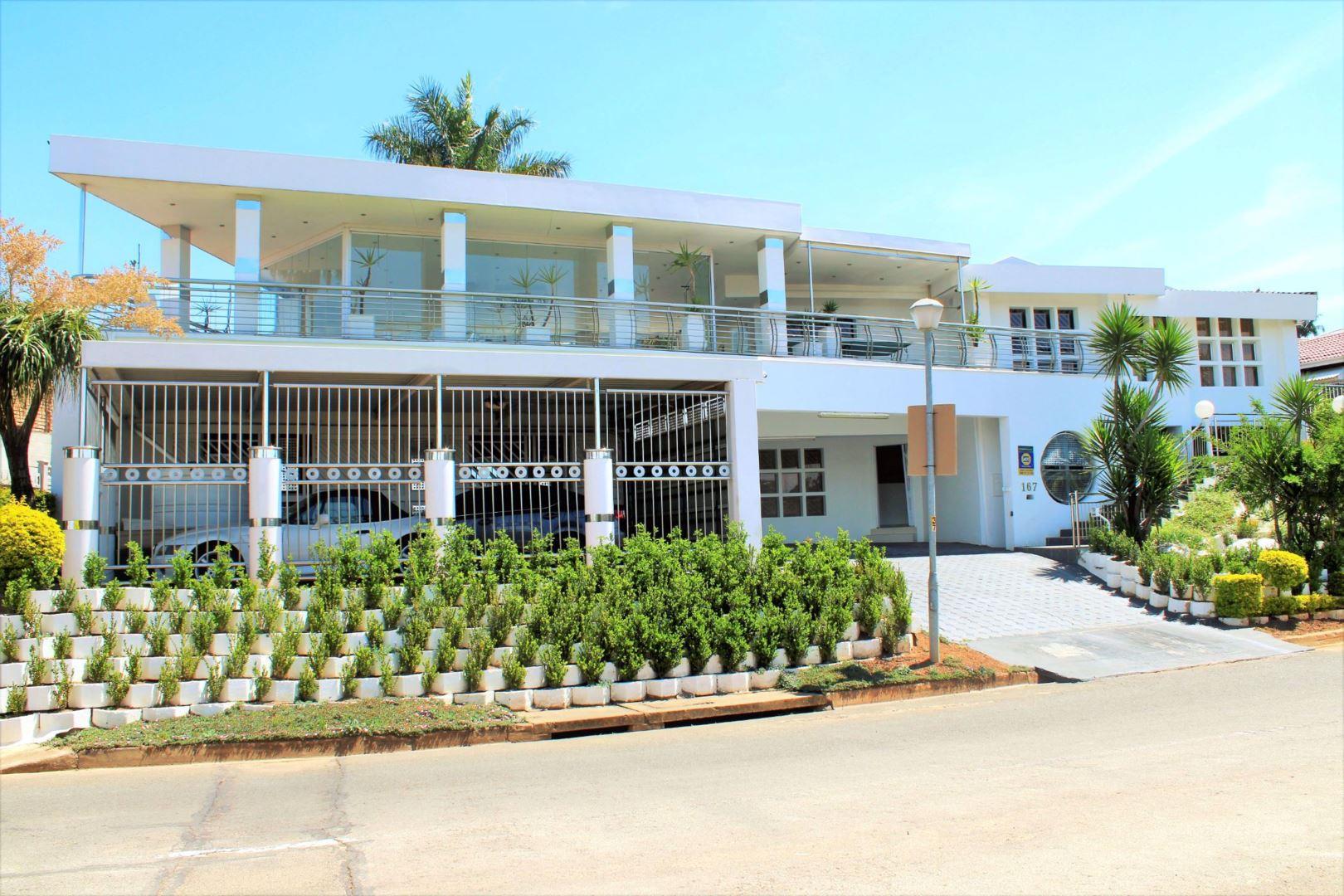 4 Bedroom House for sale in Orient Heights 167 Brixham Road P24