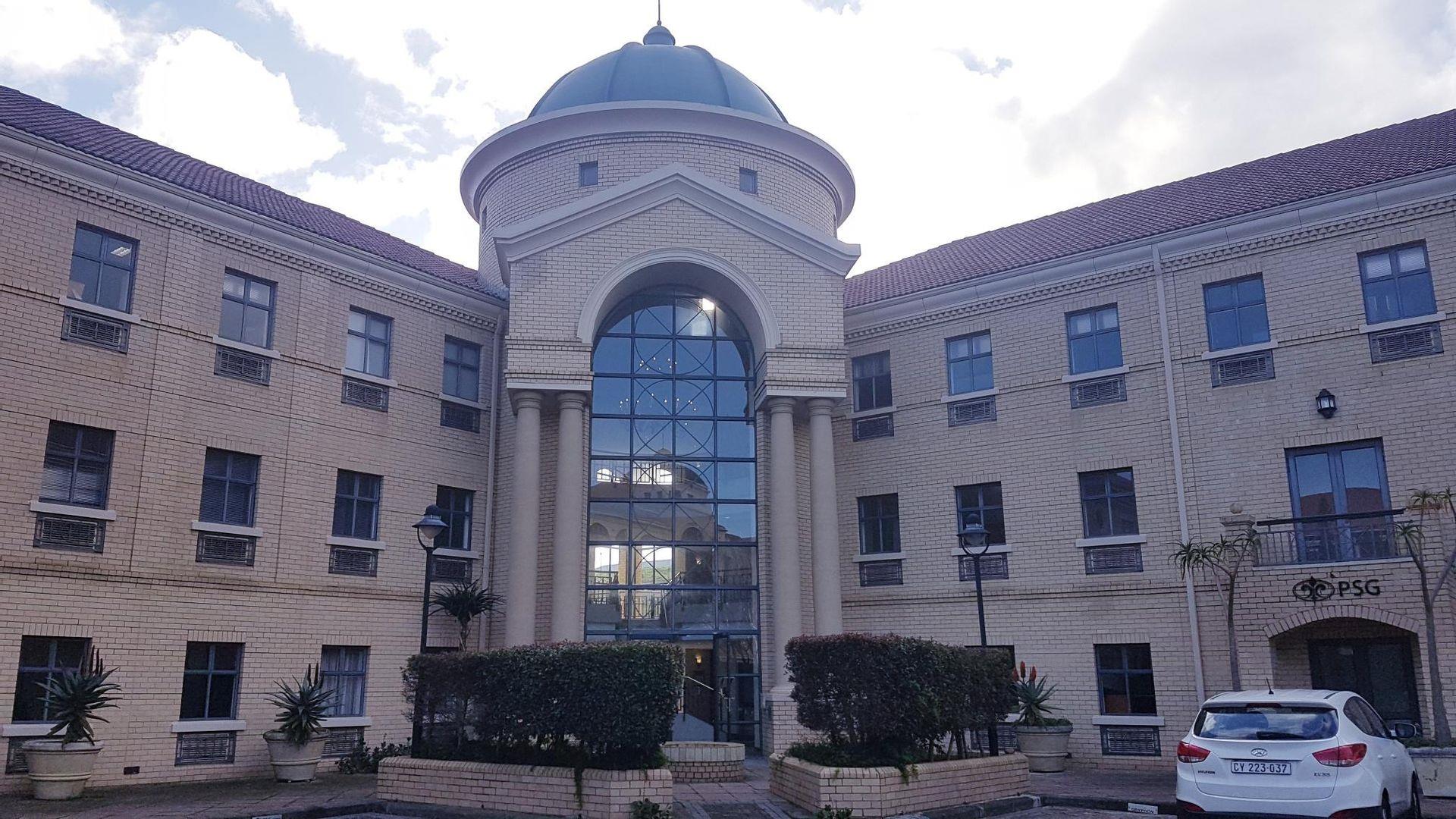 Commercial property to rent in Tyger Waterfront 21 Carl Cronje Drive