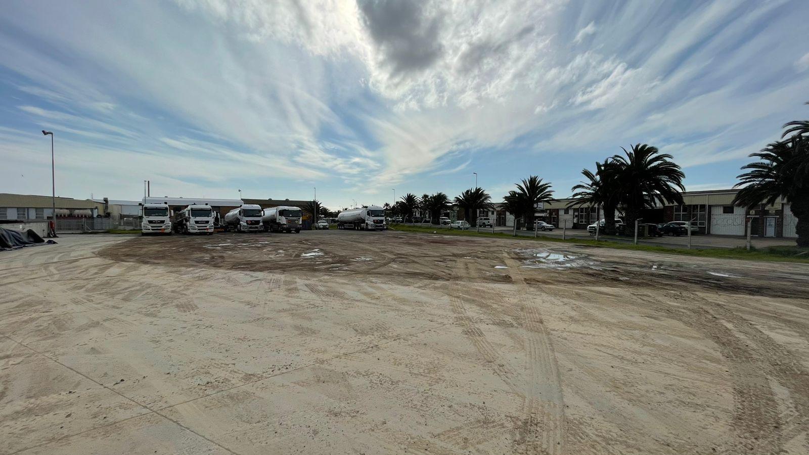 Montague Gardens Property Industrial property for sale in Montague