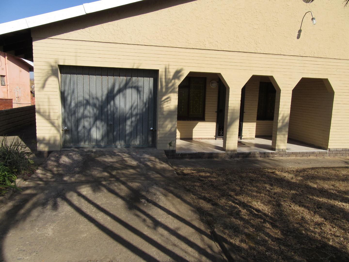 3 Bedroom House for sale in Umzinto 149 Tulip Road P24110912685