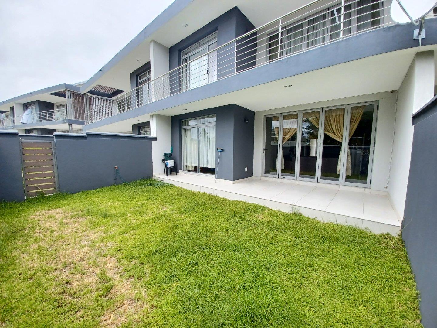2 Bedroom Townhouse for sale in Woodlands Estate P24111298638