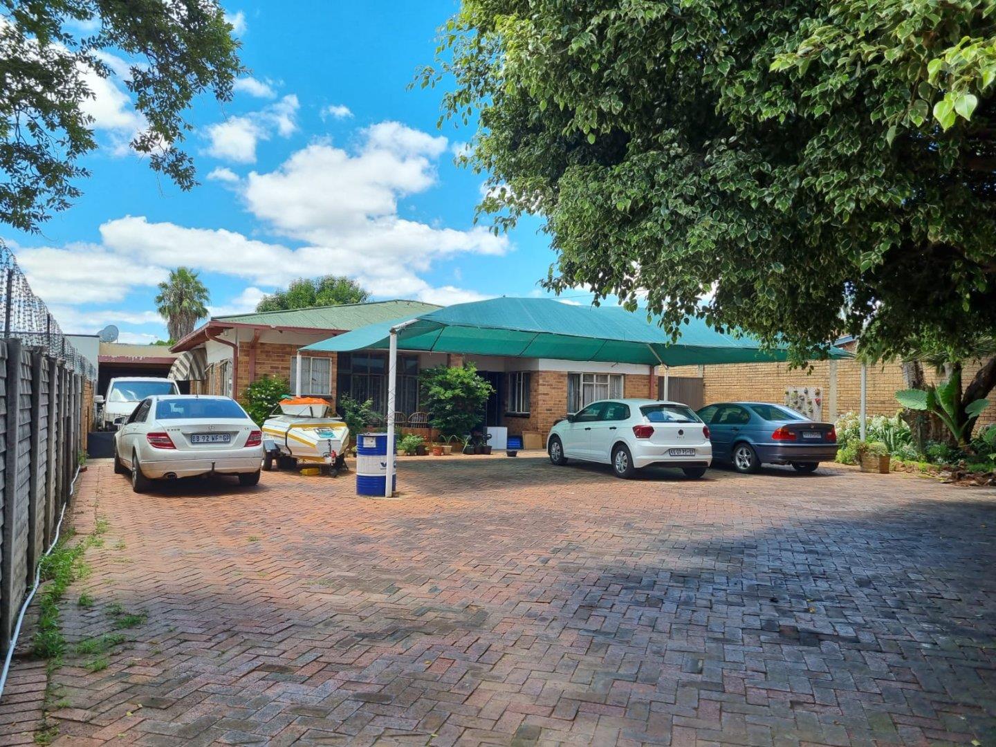 3 Bedroom House for sale in Mayville P24110927374