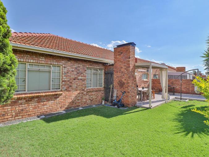 2 Bedroom Townhouse for sale in Amberfield