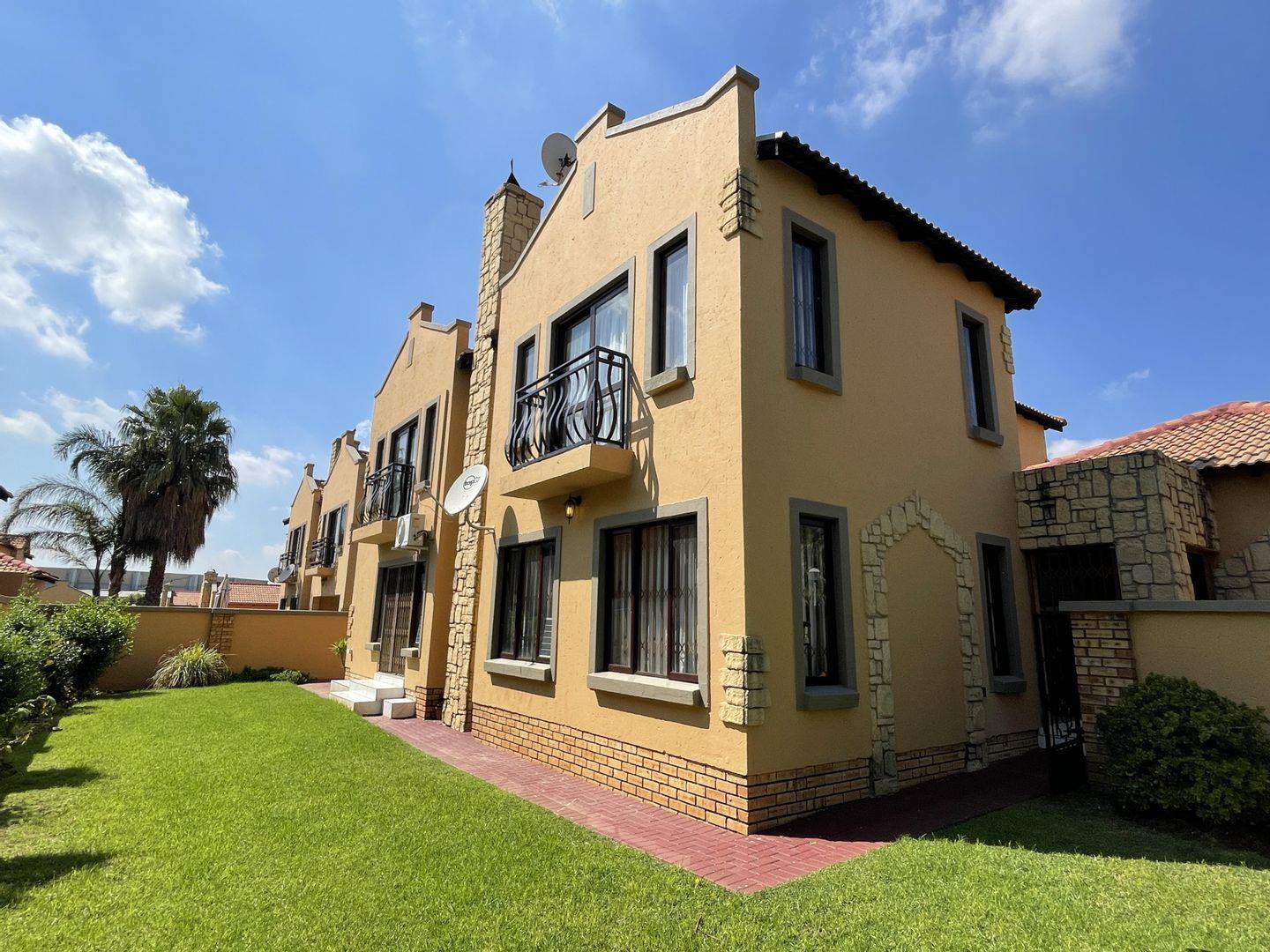 3 Bedroom House for sale in Hughes 173 Madeley P24109825009