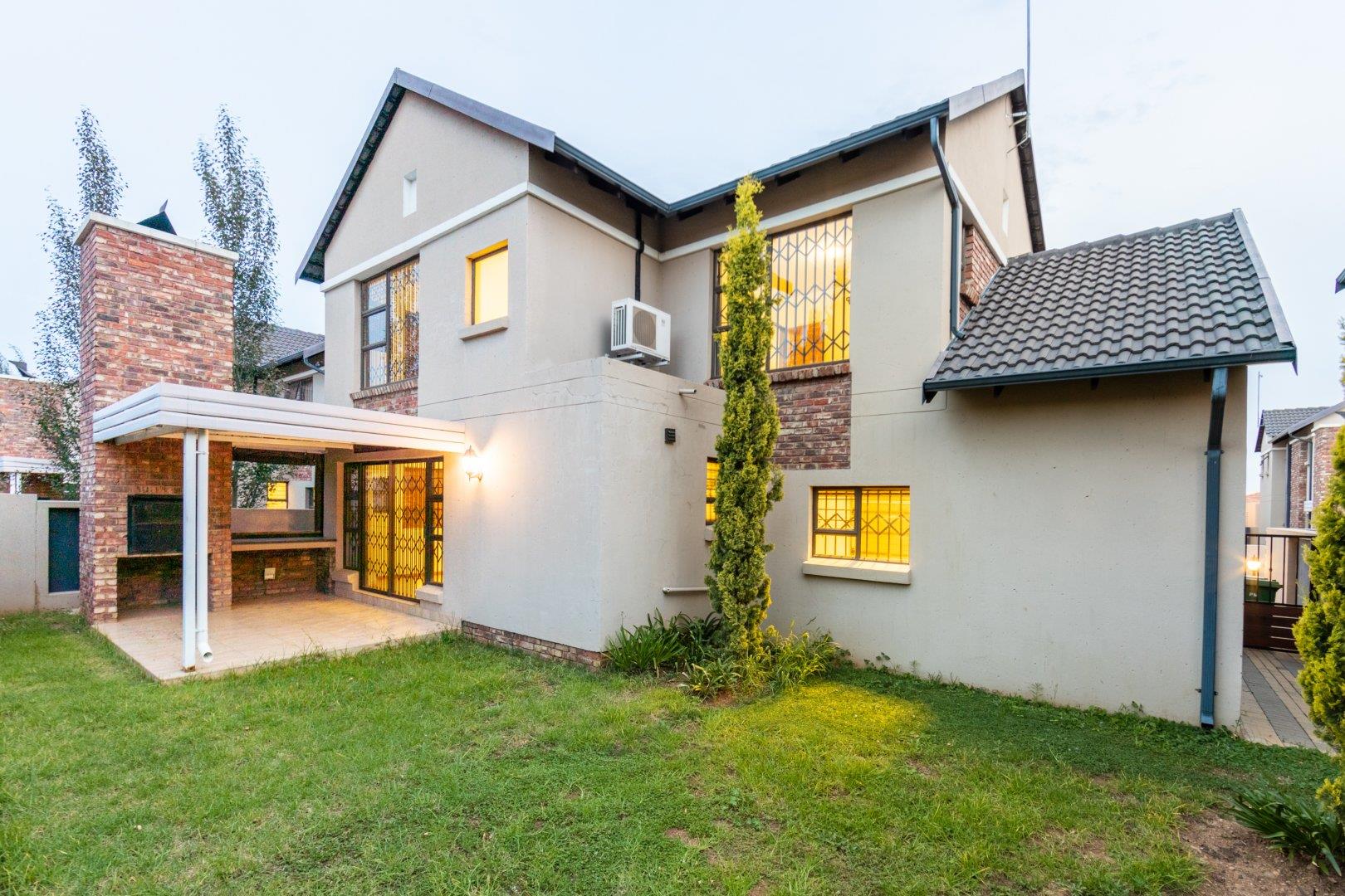 3 Bedroom Townhouse for sale in Baillie Park P24107128713