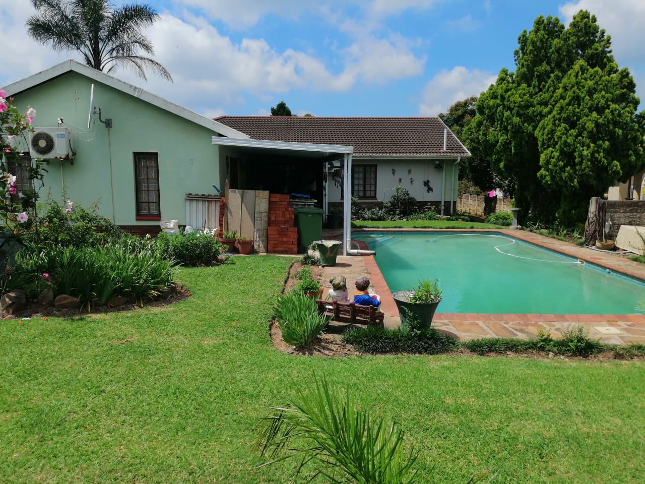 5 Bedroom House for sale in Camperdown P24110978371