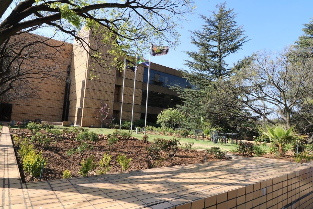 Killarney Property Commercial property to rent in Killarney