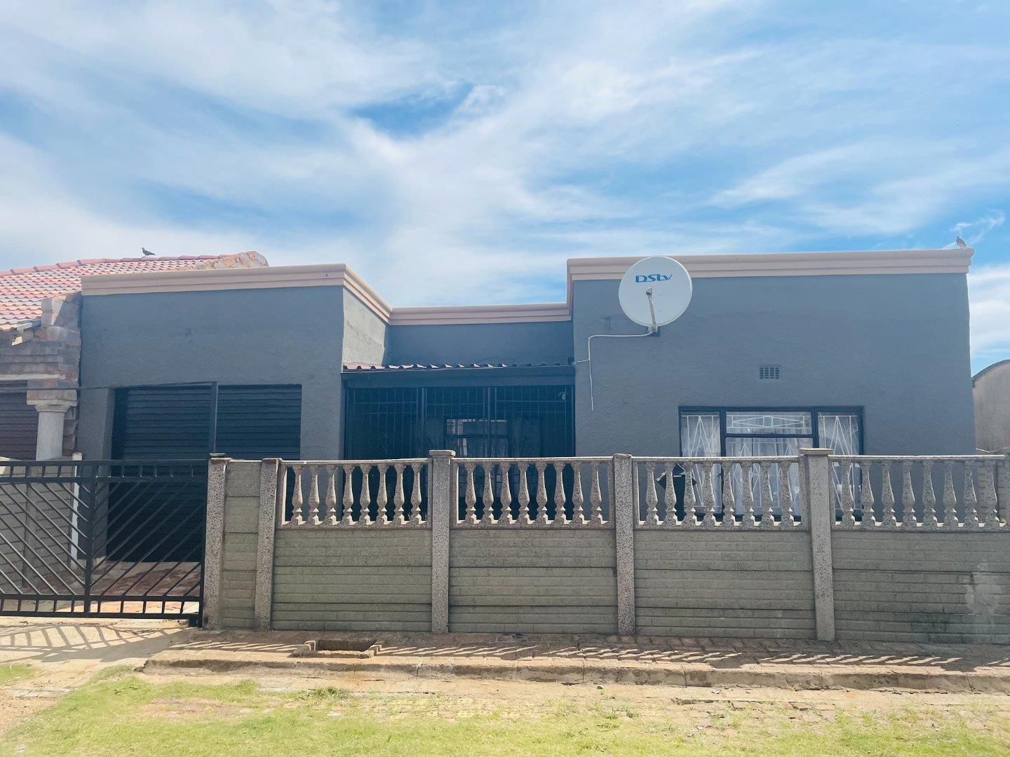 Tsakane Central Property Property and houses to rent in Tsakane